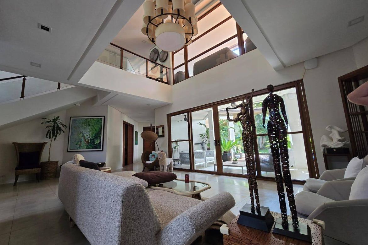 5 Bedroom House for Sale in New Alabang Village, Muntinlupa, Metro Manila – photo 7
