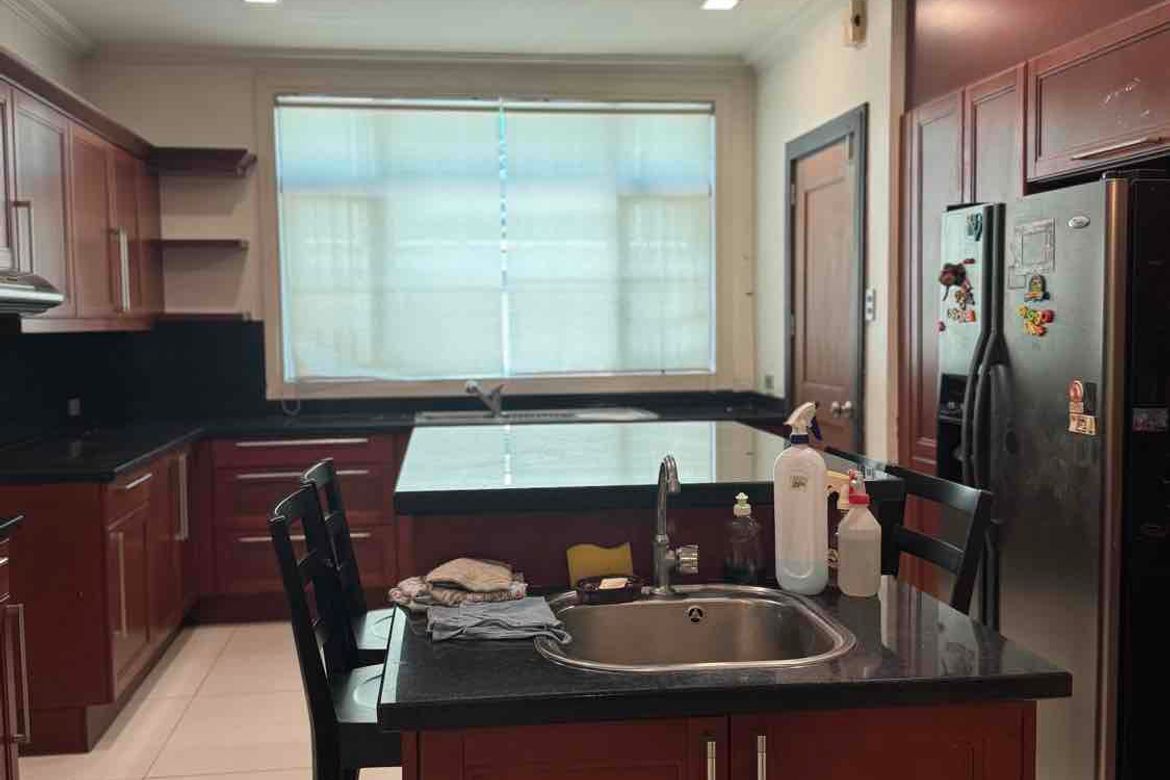 5 Bedroom House for Sale in New Alabang Village, Muntinlupa, Metro Manila – photo 8