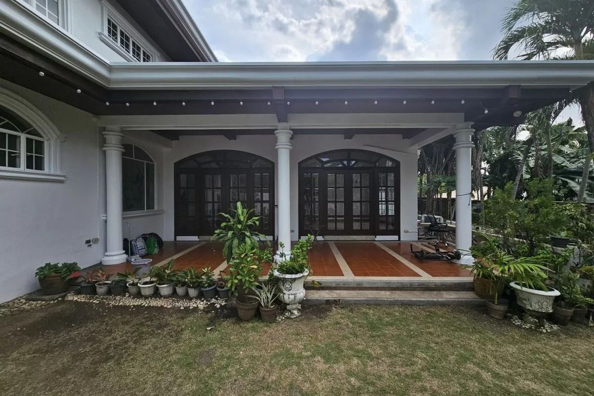 5 Bedroom House for Sale in New Alabang Village, Muntinlupa, Metro Manila – photo 3
