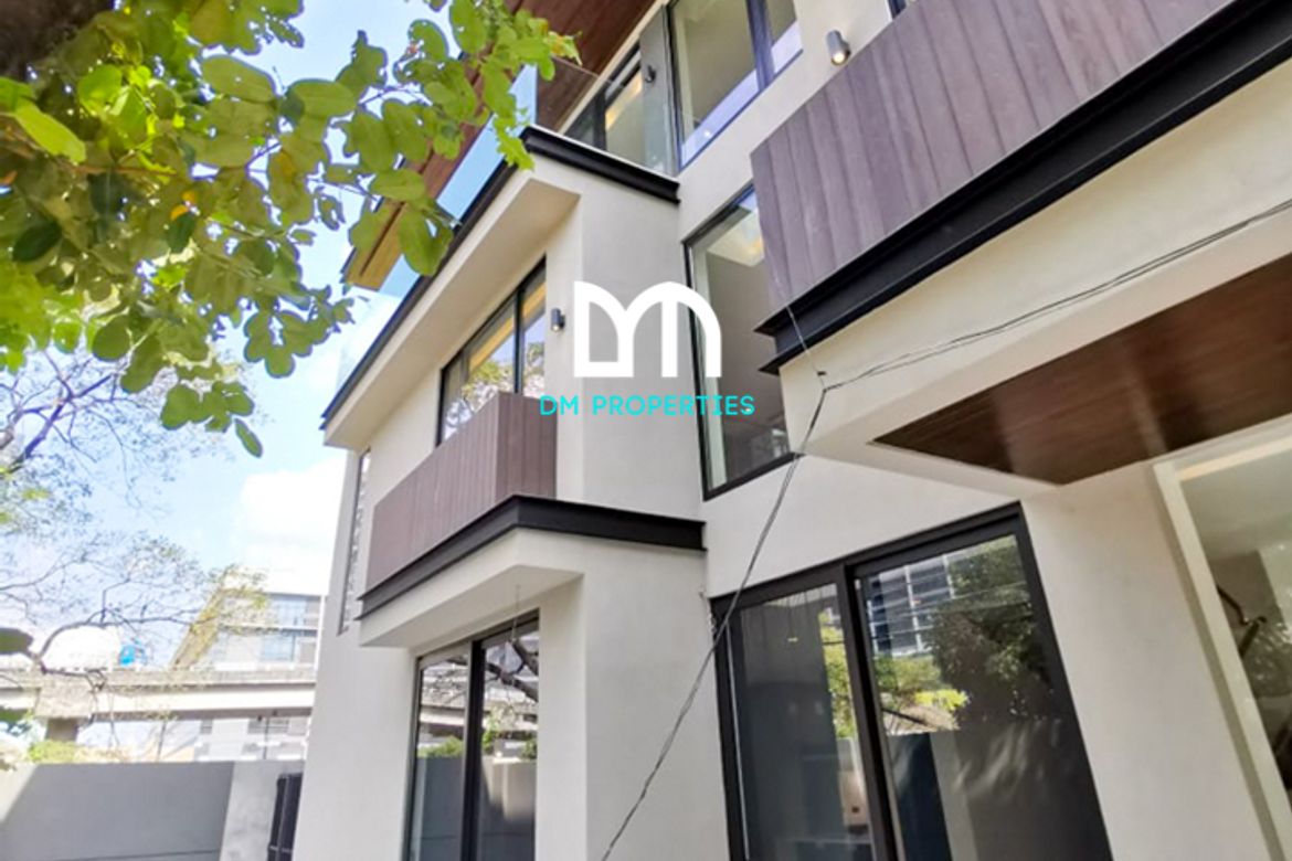 5 Bedroom House for Sale in Oranbo, Pasig, Metro Manila