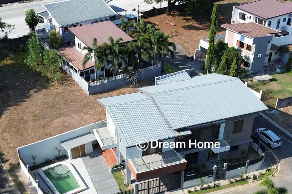 5 Bedroom House for Sale in Pampang, Angeles, Pampanga