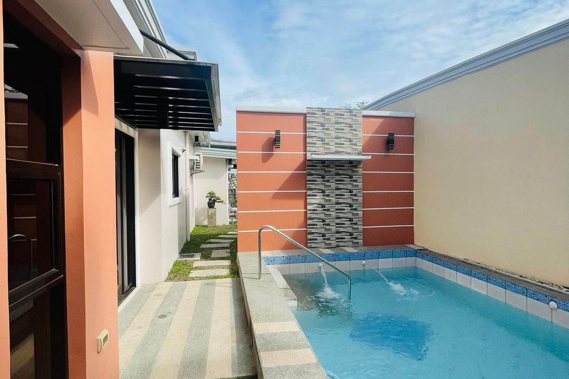 5 Bedroom House for Sale in Pampang, Angeles, Pampanga – photo 4