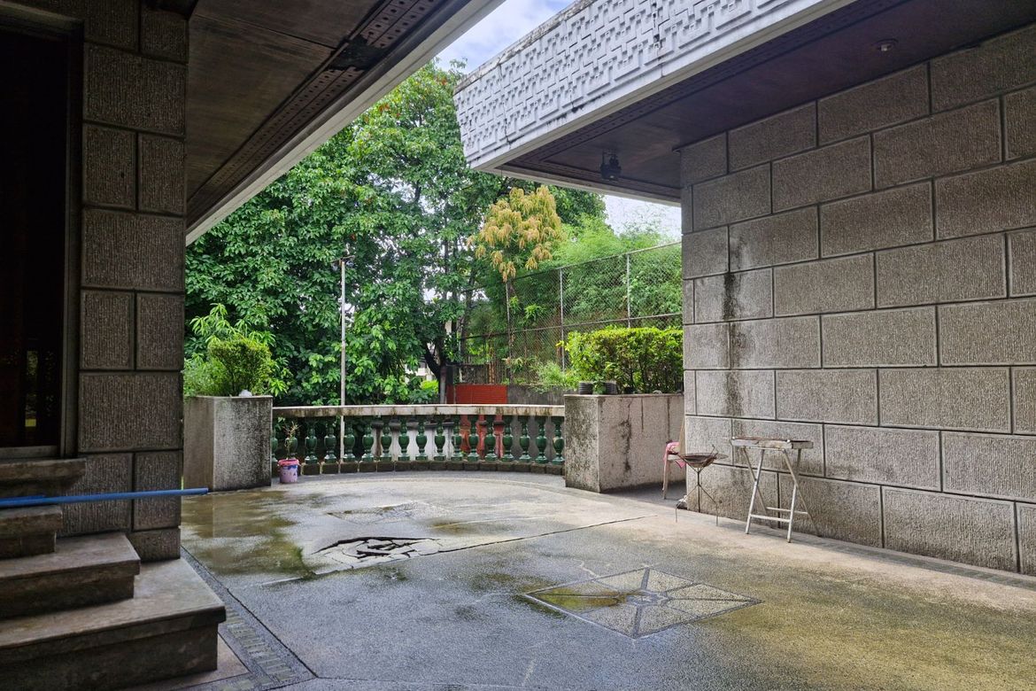 5 Bedroom House for Sale in Pansol, Quezon City, Metro Manila – photo 4