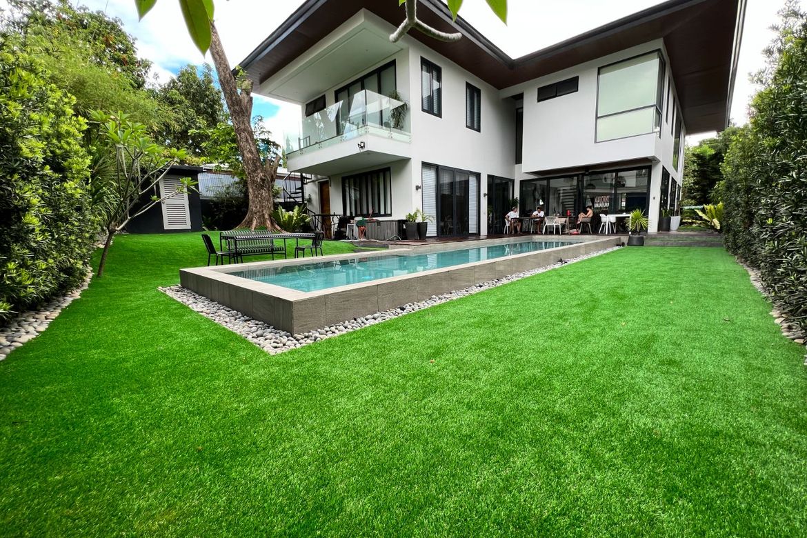 5 Bedroom House for Sale in Pansol, Quezon City, Metro Manila – photo 2