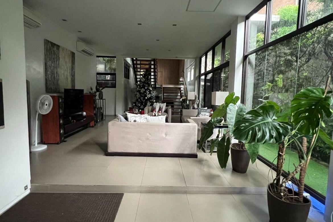 5 Bedroom House for Sale in Pansol, Quezon City, Metro Manila – photo 5