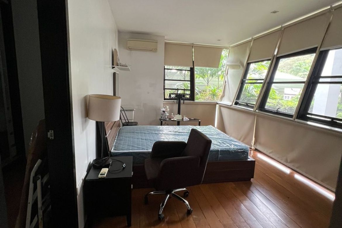 5 Bedroom House for Sale in Pansol, Quezon City, Metro Manila – photo 8