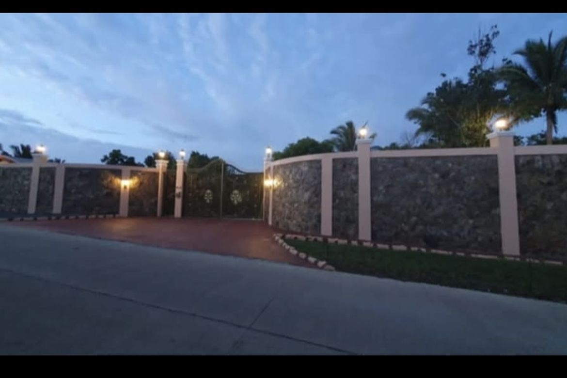 5 Bedroom House for Sale in Paradahan I, Tanza, Cavite – photo 6