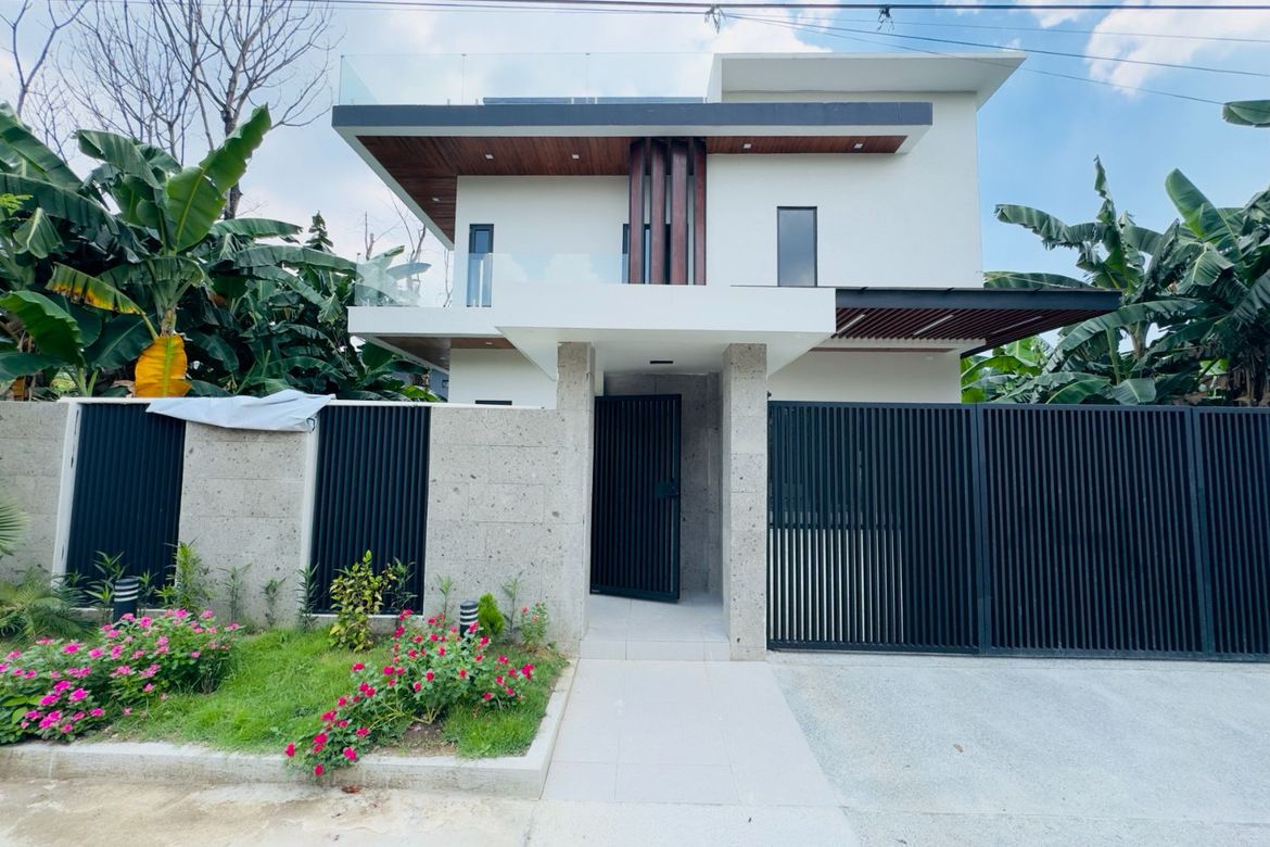 5 Bedroom House for Sale in Pasong Putik Proper, Quezon City, Metro Manila – photo 2
