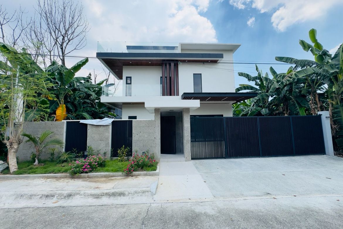 5 Bedroom House for Sale in Pasong Putik Proper, Quezon City, Metro Manila – photo 3