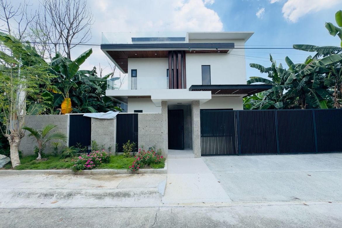 5 Bedroom House for Sale in Pasong Putik Proper, Quezon City, Metro Manila – photo 4