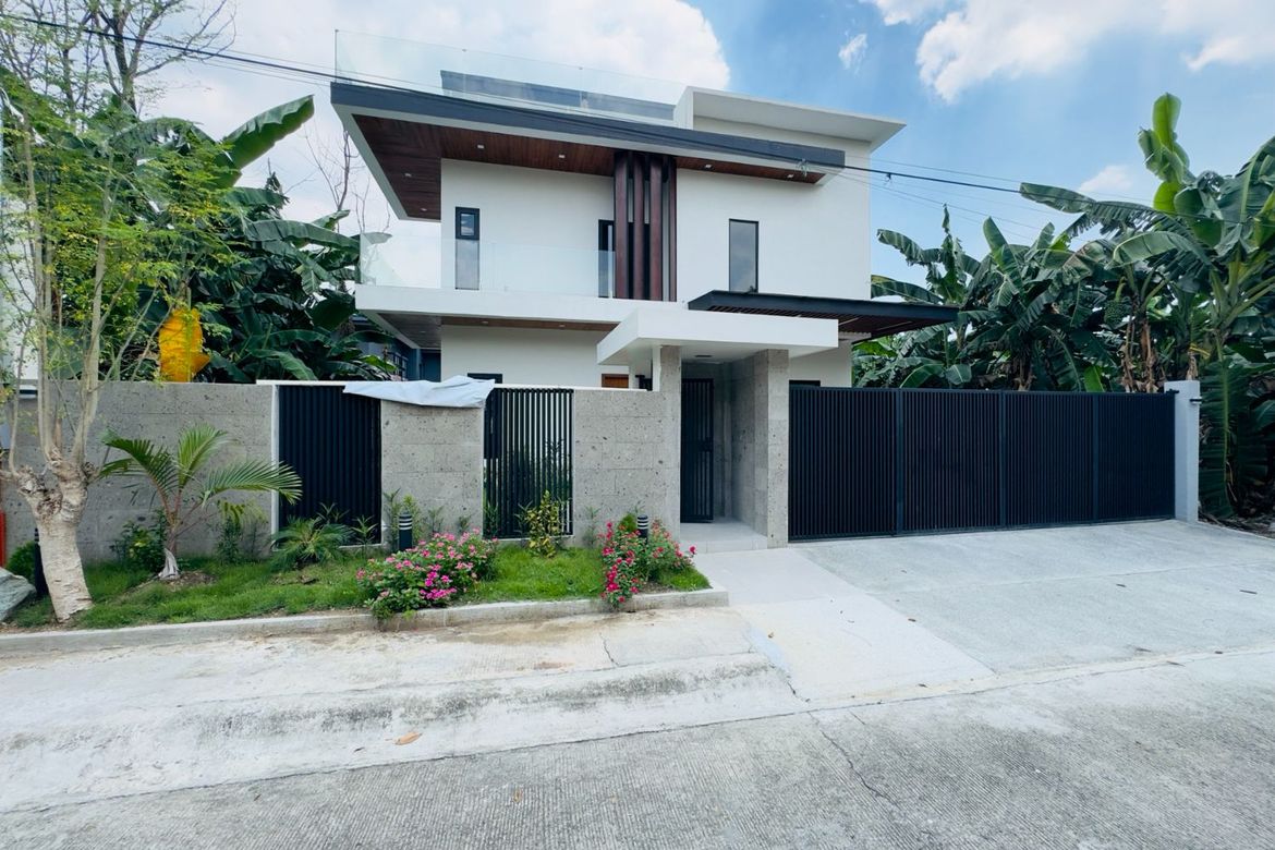 5 Bedroom House for Sale in Pasong Putik Proper, Quezon City, Metro Manila – photo 6