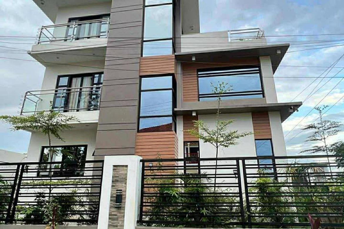 5 Bedroom House for Sale in Perrelos, Carcar, Cebu