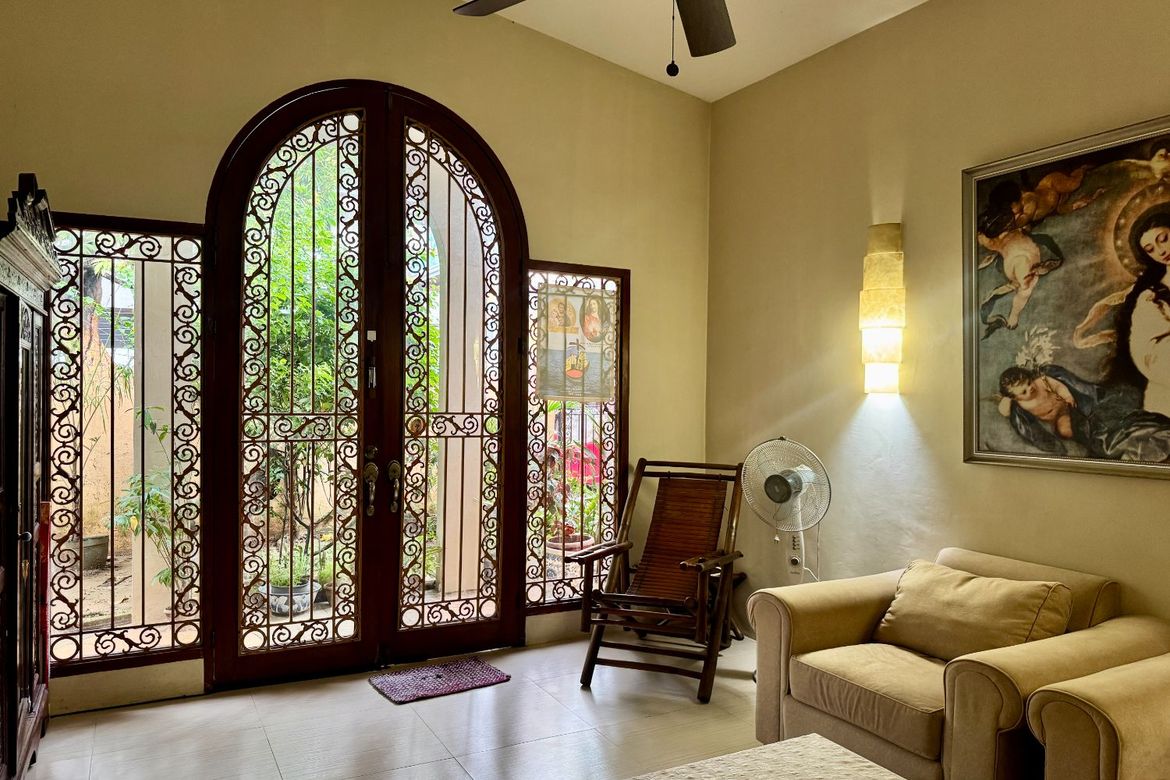 5 Bedroom House for Sale in Phil-Am, Quezon City, Metro Manila near MRT-3 North Avenue – photo 7