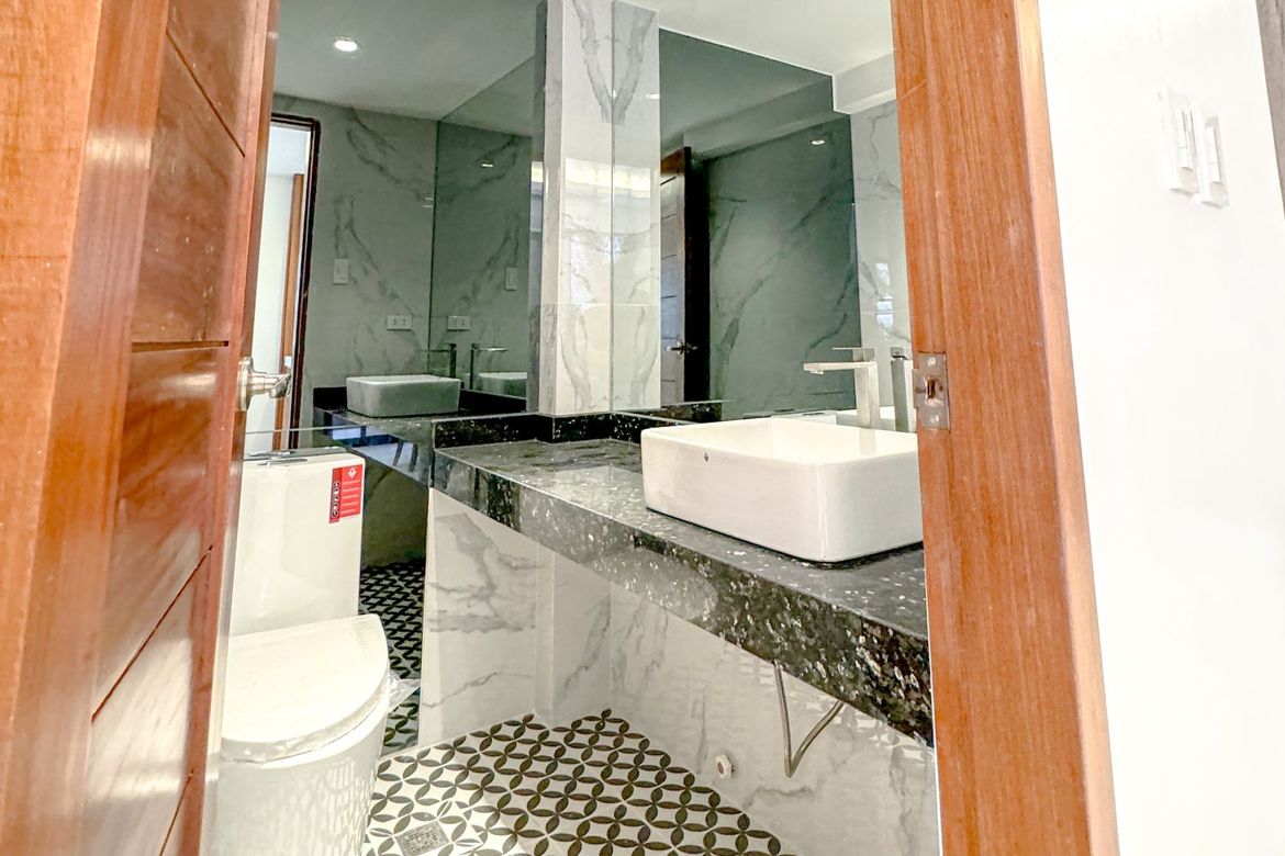 5 Bedroom House for Sale in Pilar, Las Piñas, Metro Manila – photo 8