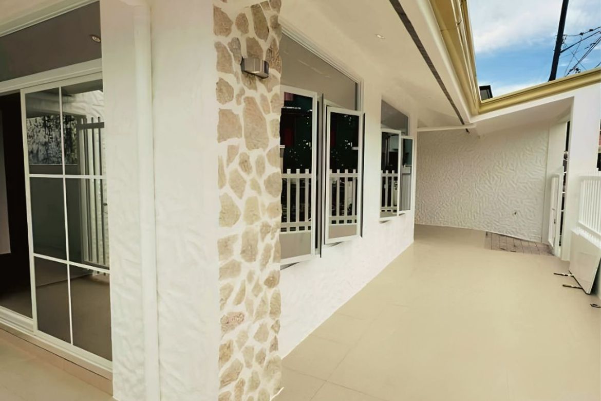 5 Bedroom House for Sale in Pilar, Las Piñas, Metro Manila – photo 2