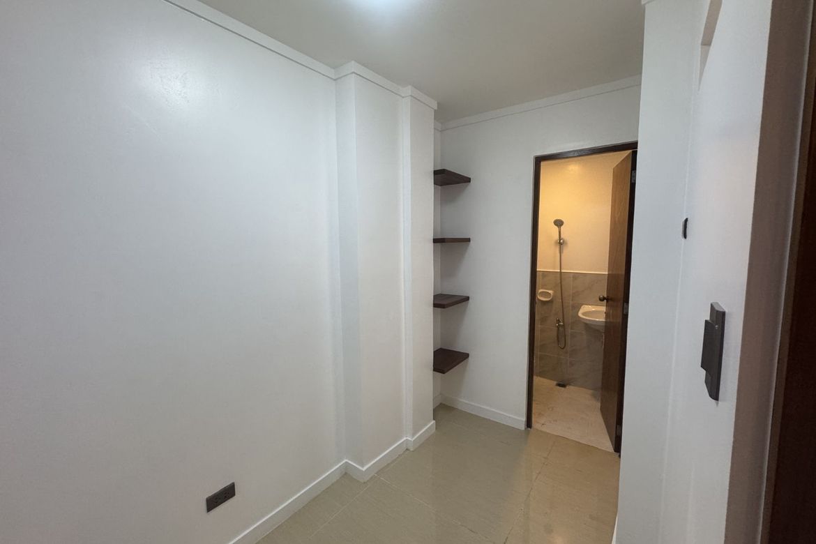 5 Bedroom House for Sale in Pilar, Las Piñas, Metro Manila – photo 8