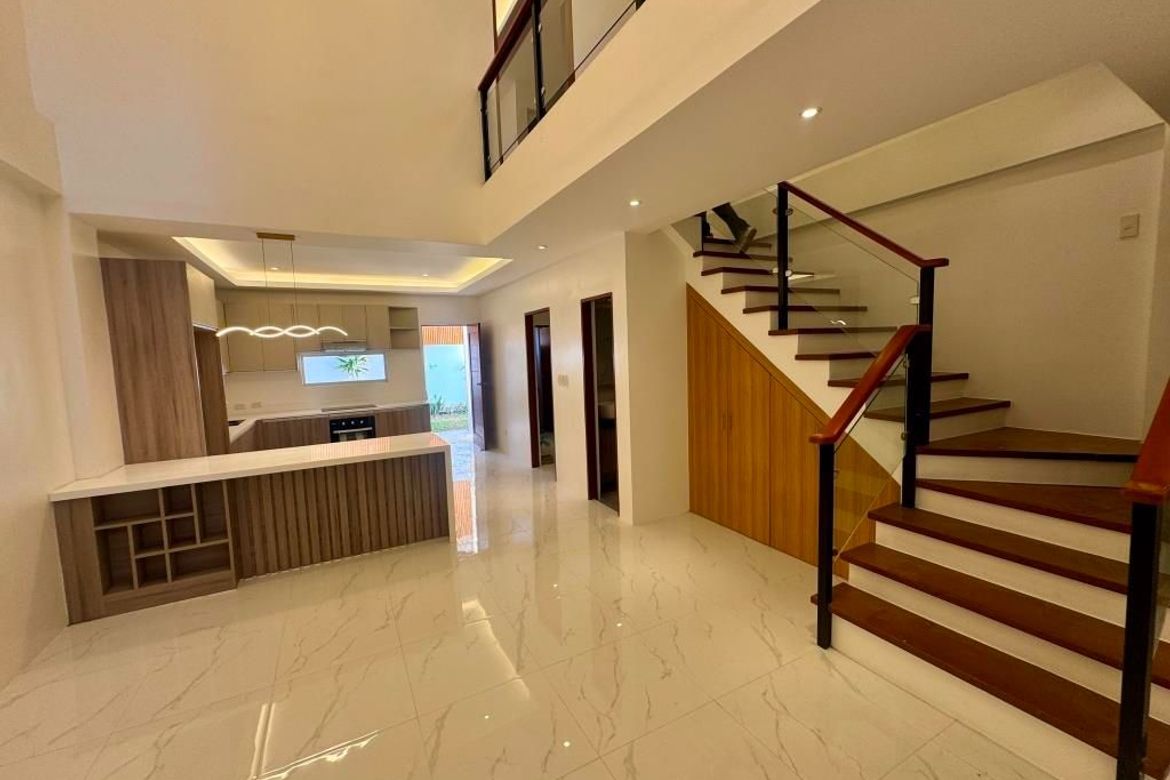 5 Bedroom House for Sale in Pilar, Las Piñas, Metro Manila – photo 6