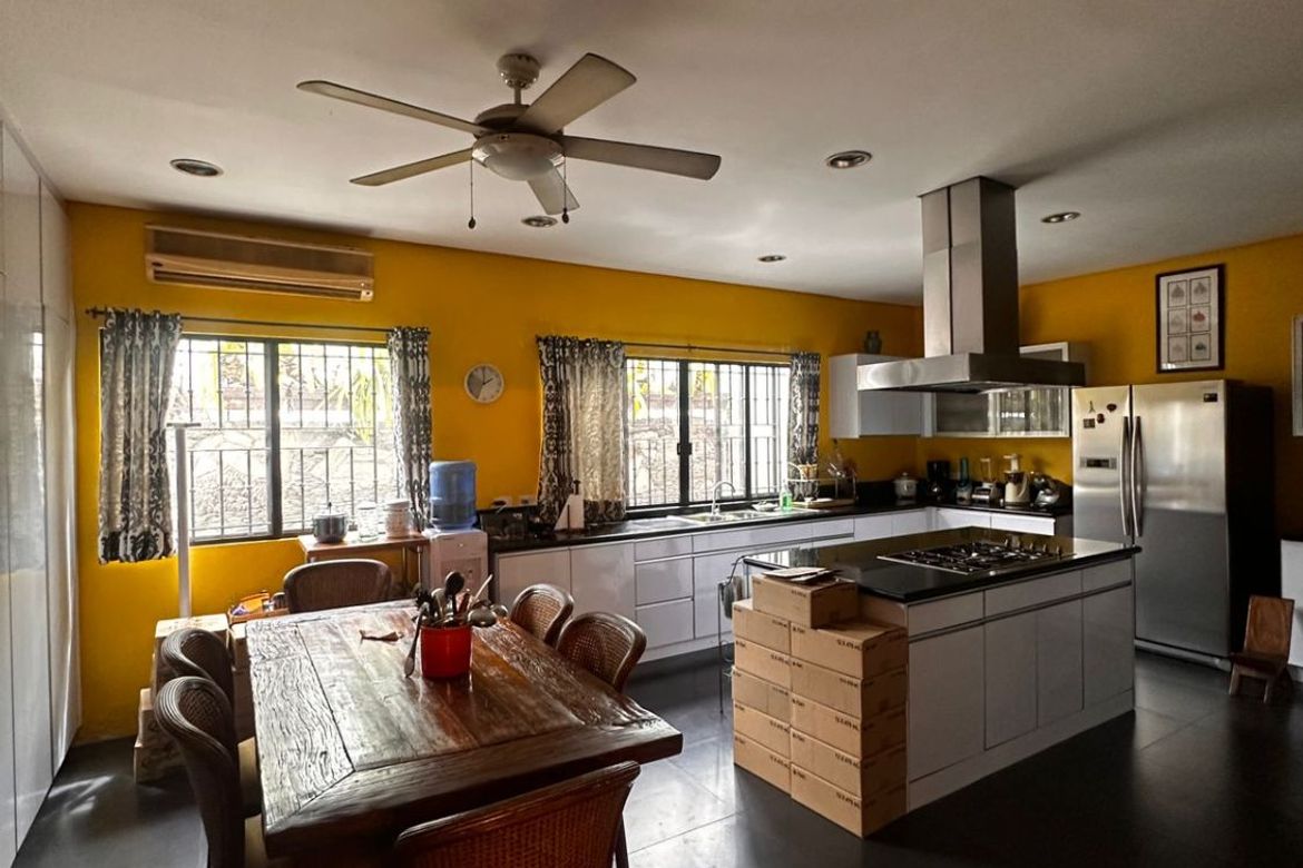 5 Bedroom House for Sale in Plainview, Mandaluyong, Metro Manila – photo 6