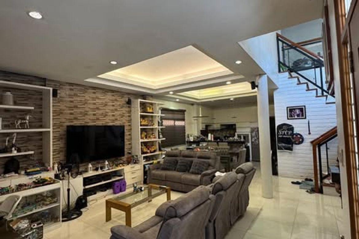 5 Bedroom House for Sale in Plainview, Mandaluyong, Metro Manila near MRT-3 Boni – photo 2