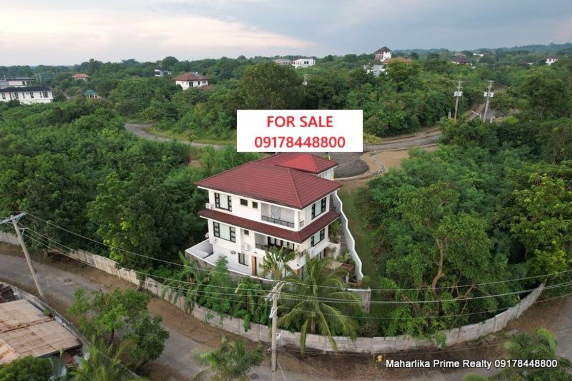 5 Bedroom House for Sale in Playa Calatagan, Barangay 1, Calatagan, Batangas