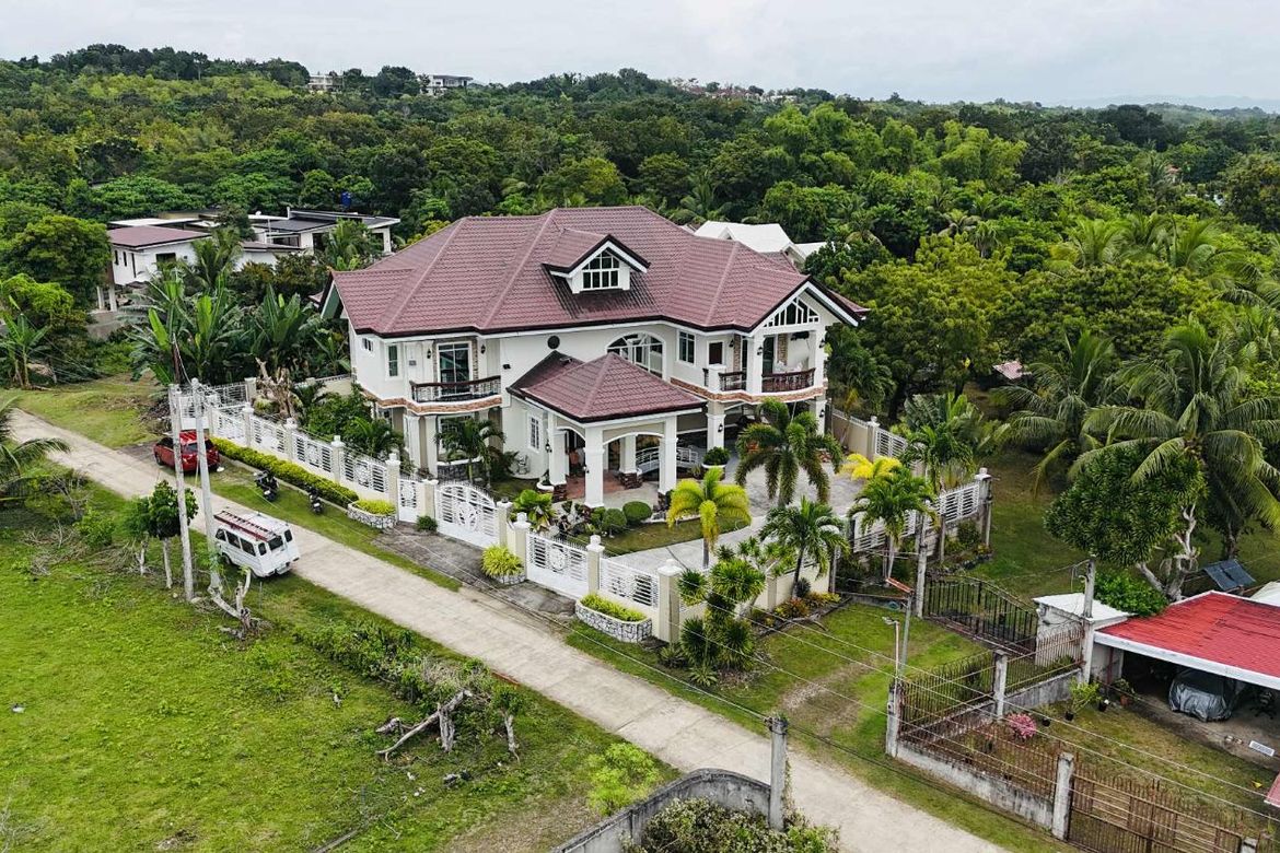 5 Bedroom House for Sale in Poblacion, Baclayon, Bohol – photo 4