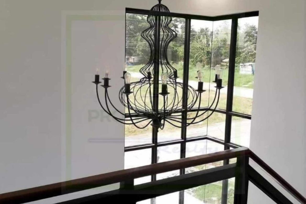 5 Bedroom House for Sale in Poblacion Barangay 7, Tanauan, Batangas – photo 4