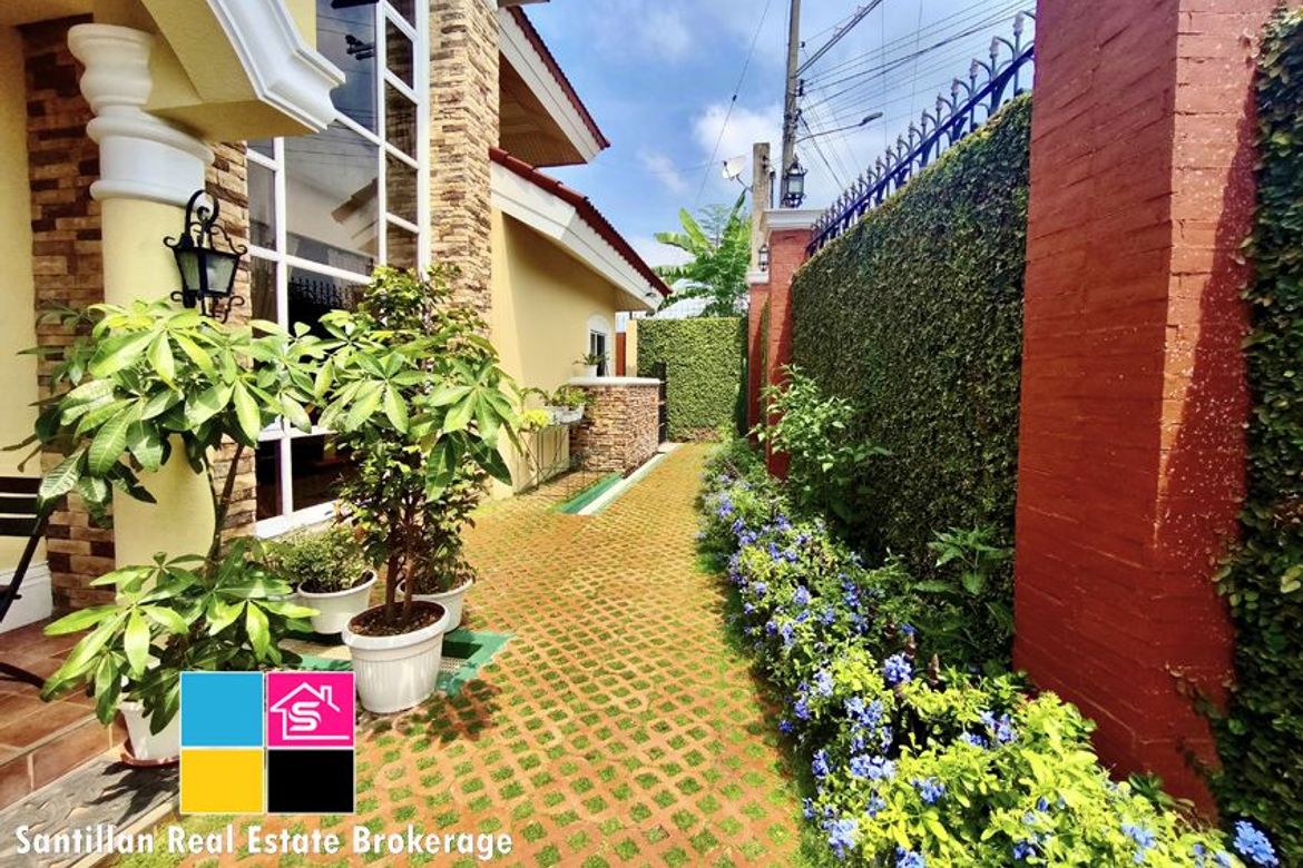 5 Bedroom House for Sale in Poblacion Occidental, Consolacion, Cebu – photo 3