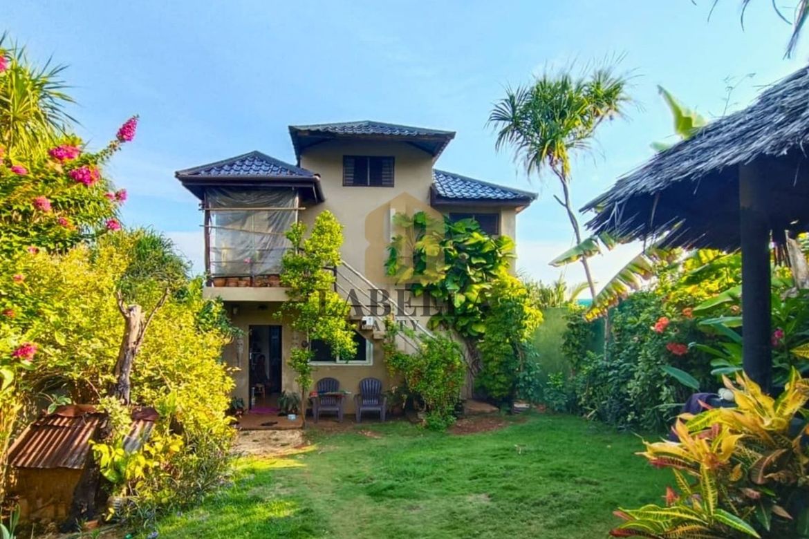 5 Bedroom House for Sale in Poblacion, San Juan, Siquijor – photo 2