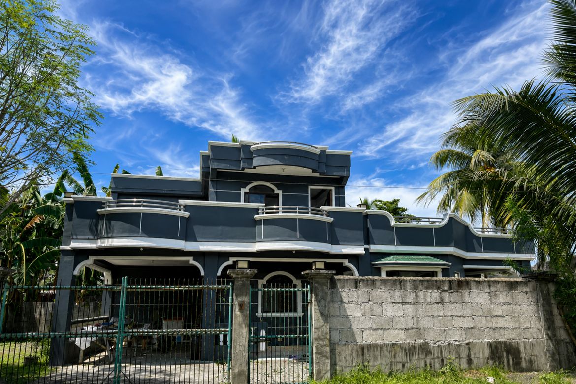 5 Bedroom House for Sale in Polo, New Washington, Aklan