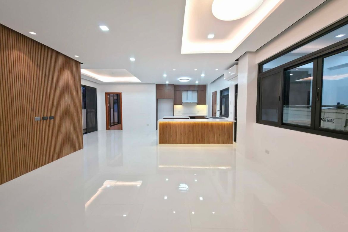 5 Bedroom House for Sale in Pooc, Talisay, Cebu