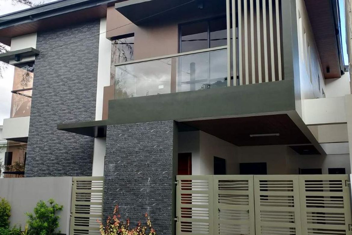 5 Bedroom House for Sale in Quiapo, Manila, Metro Manila near LRT-1 Carriedo