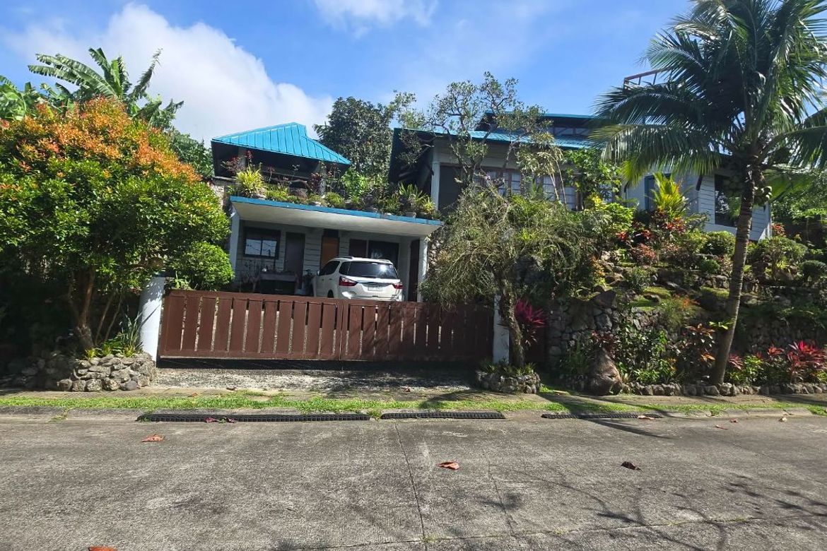 5 Bedroom House for Sale in Real, Calamba, Laguna