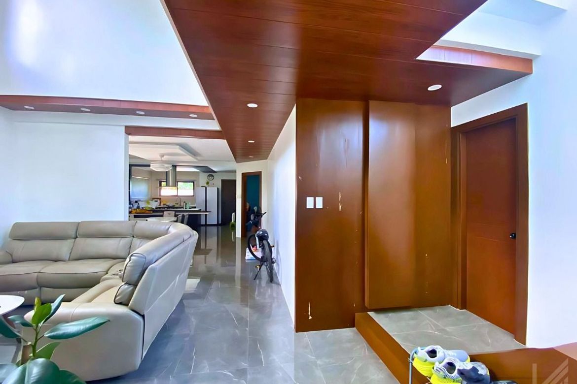 5 Bedroom House for Sale in Royale Tagaytay Estates, Buck Estate, Alfonso, Cavite – photo 5