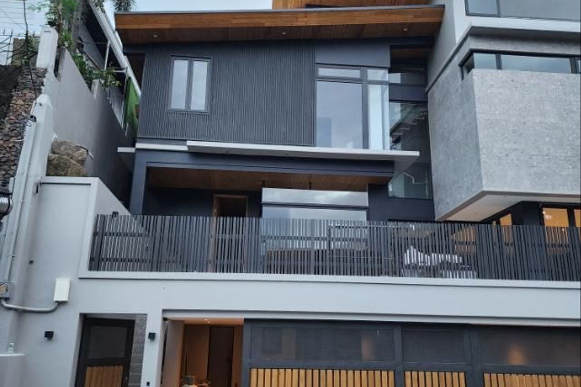 5 Bedroom House for Sale in Saint Ignatius, Quezon City, Metro Manila – photo 2