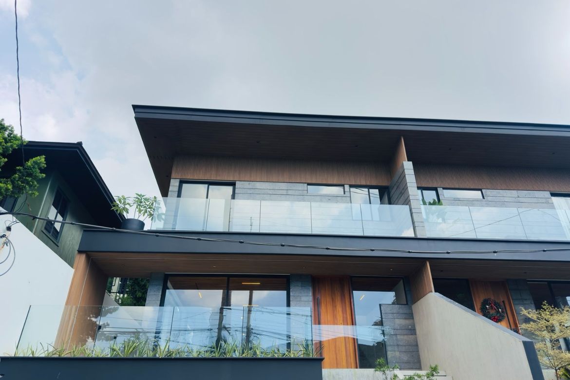 5 Bedroom House for Sale in Saint Ignatius, Quezon City, Metro Manila – photo 2