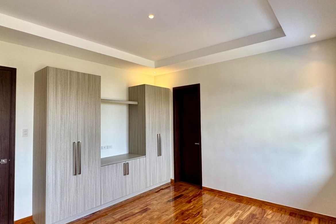 5 Bedroom House for Sale in Saint Ignatius, Quezon City, Metro Manila – photo 4