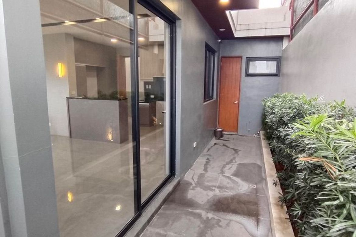 5 Bedroom House for Sale in San Andres, Cainta, Rizal – photo 6
