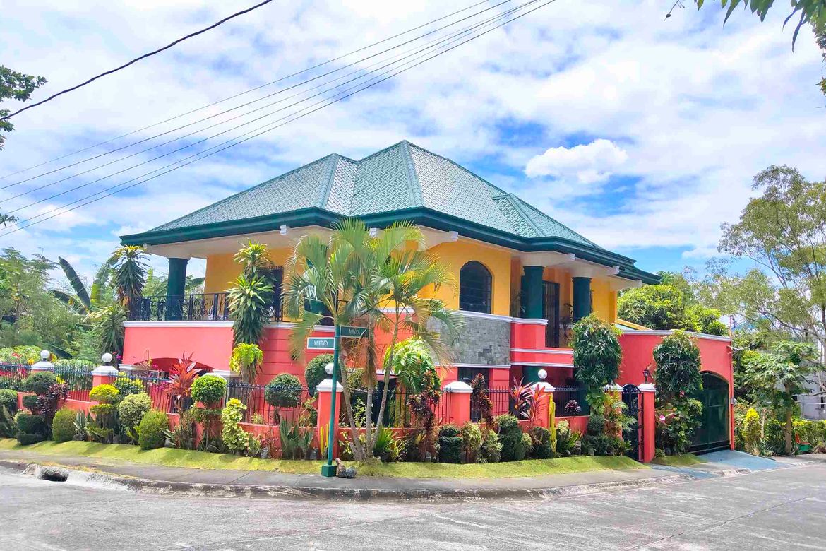 5 Bedroom House for Sale in San Antonio, San Pedro, Laguna – photo 3