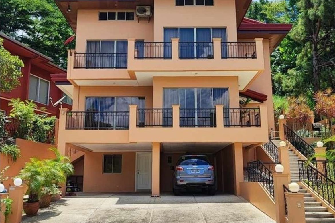5 Bedroom House for Sale in San Gregorio, Laurel, Batangas