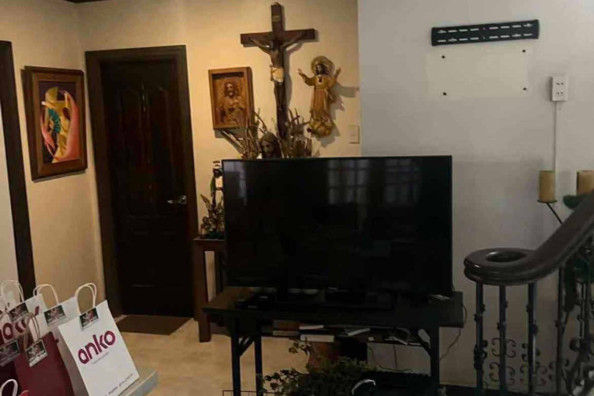 5 Bedroom House for Sale in San Isidro, Cainta, Rizal – photo 2