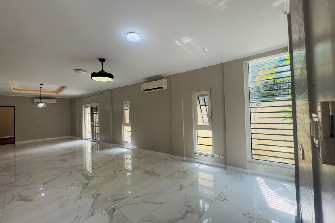 5 Bedroom House for Sale in San Isidro, Parañaque, Metro Manila – photo 5