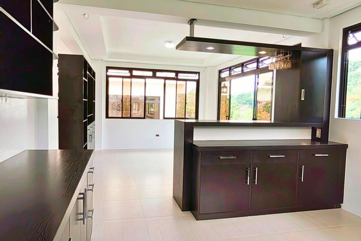 5 Bedroom House for Sale in San Juan, Antipolo, Rizal