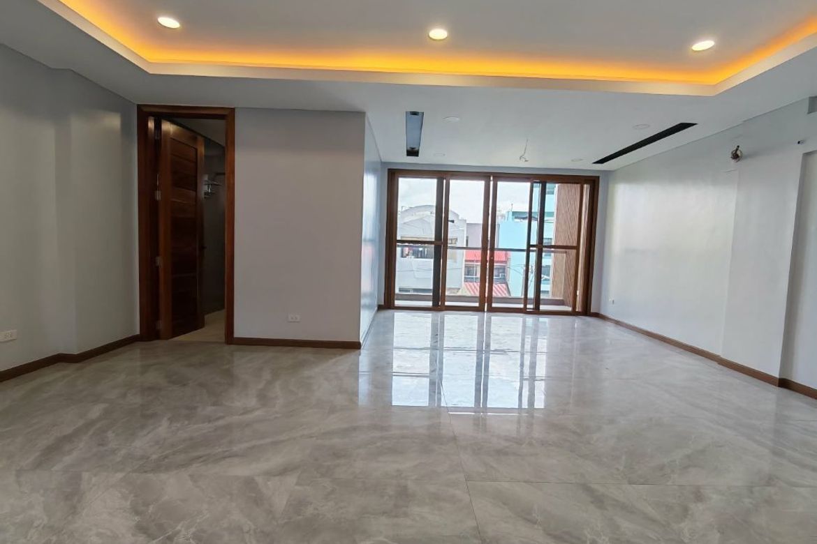 5 Bedroom House for Sale in San Juan Townhouse, Balong-Bato, San Juan, Metro Manila near LRT-2 J. Ruiz – photo 7