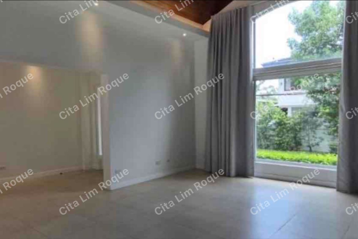 5 Bedroom House for Sale in San Lorenzo, Makati City near MRT-3 Magallanes – photo 4
