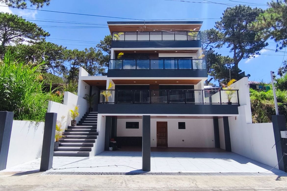5 Bedroom House for Sale in San Luis Village, Baguio, Benguet