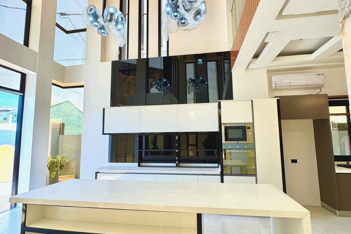 5 Bedroom House for Sale in San Miguel, Pasig, Metro Manila – photo 5