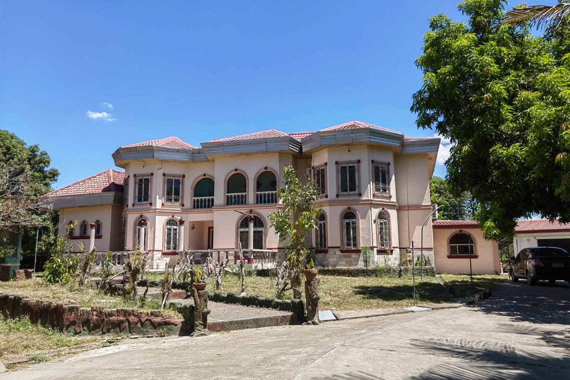 5 Bedroom House for Sale in San Nicolas, Castillejos, Zambales – photo 6