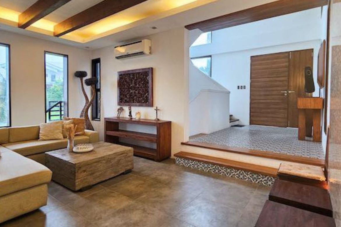 5 Bedroom House for Sale in San Roque, Liloan, Cebu
