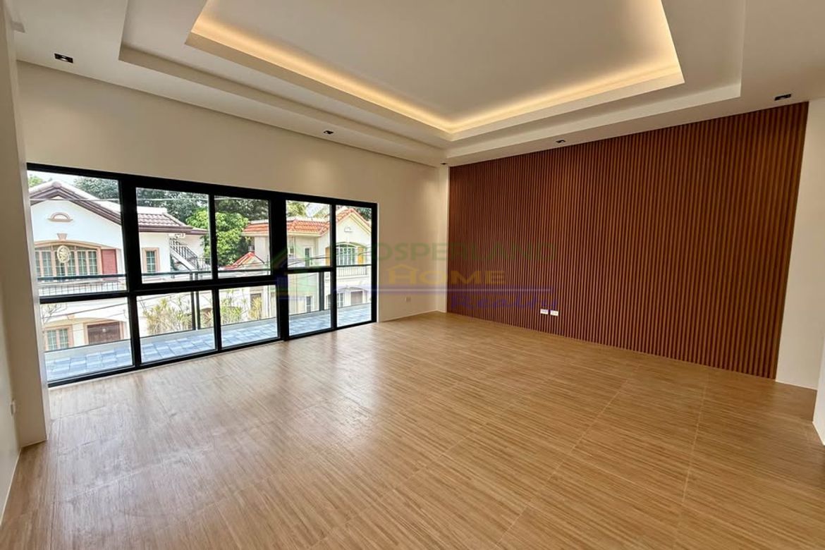 5 Bedroom House for Sale in Santo Domingo, Cainta, Rizal – photo 8