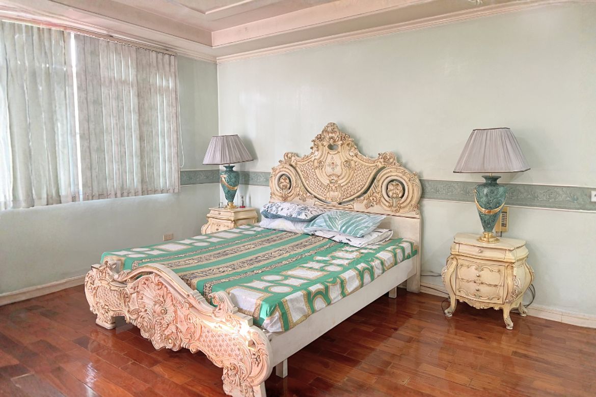 5 Bedroom House for Sale in Santo Domingo, Quezon City, Metro Manila – photo 4